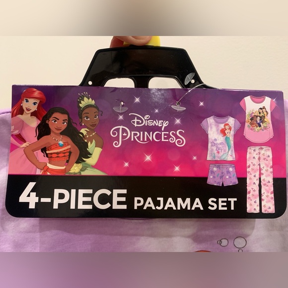 New 4 Piece Disney Princess Pajama Set Size 5 Kids Sleepwear - Picture 4 of 12